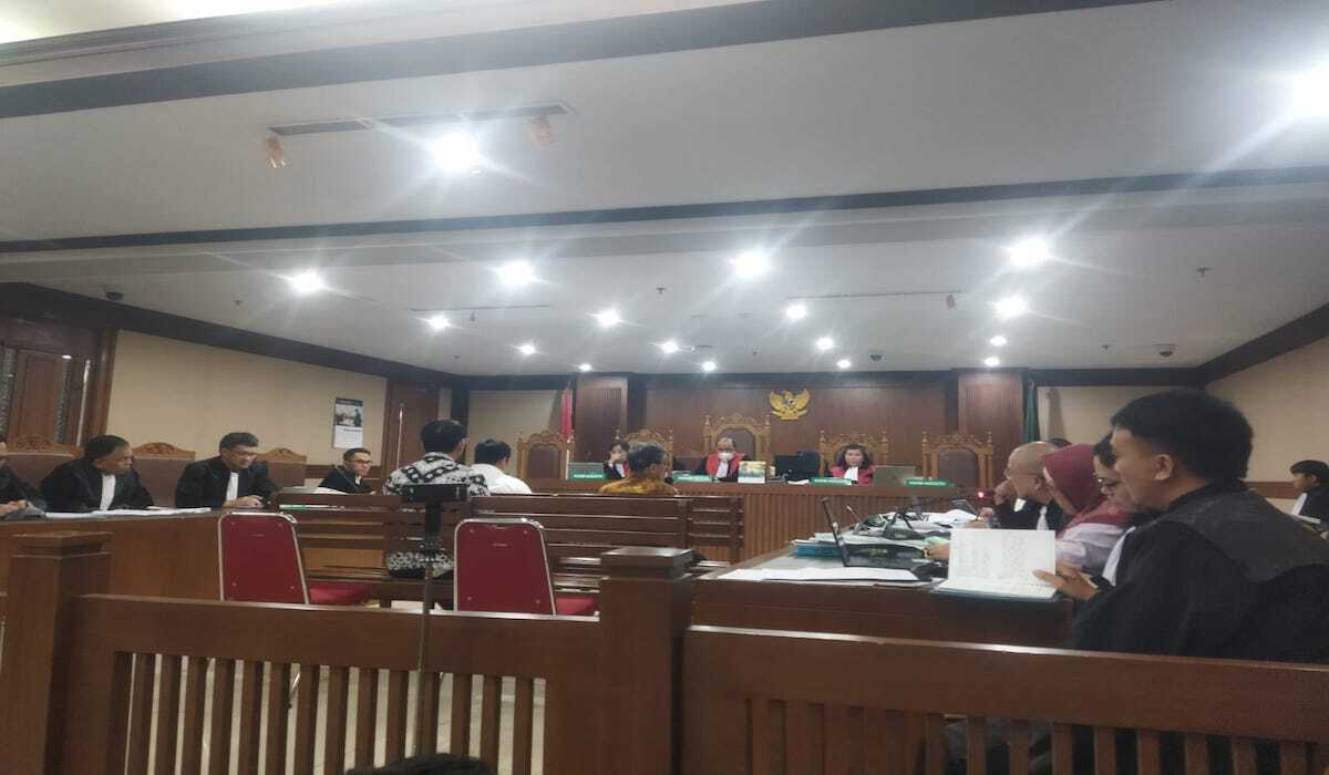 Ahok Exposes Origins of Pertamina LNG Losses in Court Proceedings