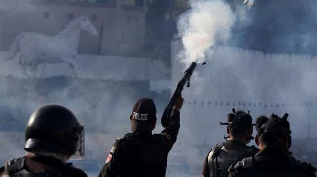 Bloody Demonstrations Shake Pakistan Following Ali Khamenei's Death, 20 Killed