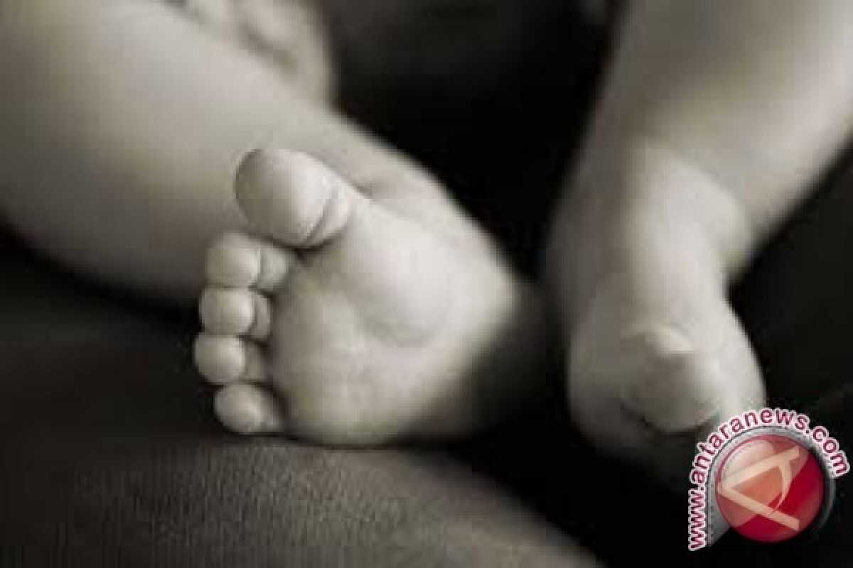 Police hunt suspect in infant abandonment case in North Jakarta's Pademangan