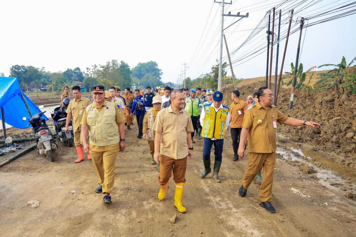 Central Java Governor: Semarang-Godong Road Targeted for Recovery Seven Days Before Eid