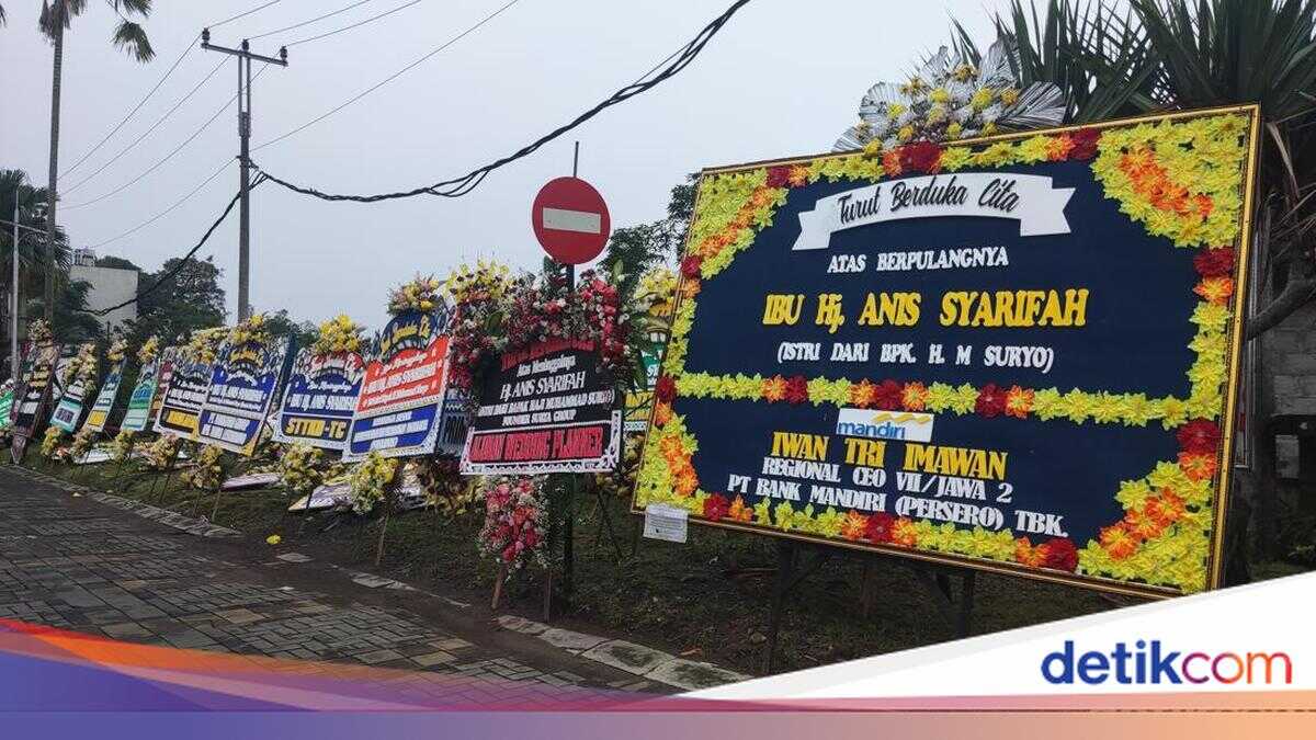 Wife of Cigarette Boss HS Dies in Motorcycle Collision with Jupiter in Kulon Progo