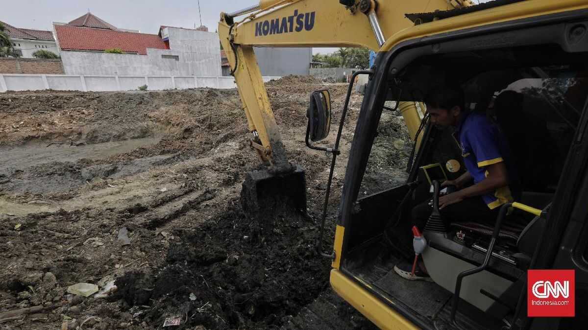 North Sumatra Police Secure 12 Excavators in Illegal Gold Mining Operation Spanning Mandailing Natal and South Tapanuli
