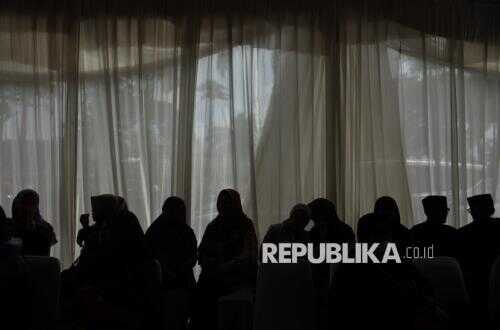 South East Sulawesi Completes Hajj Documentation Amid Umrah Flight Delay Concerns