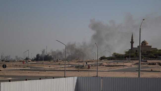 Smoke Plumes Visible at US Embassy in Kuwait Following Iranian Attack