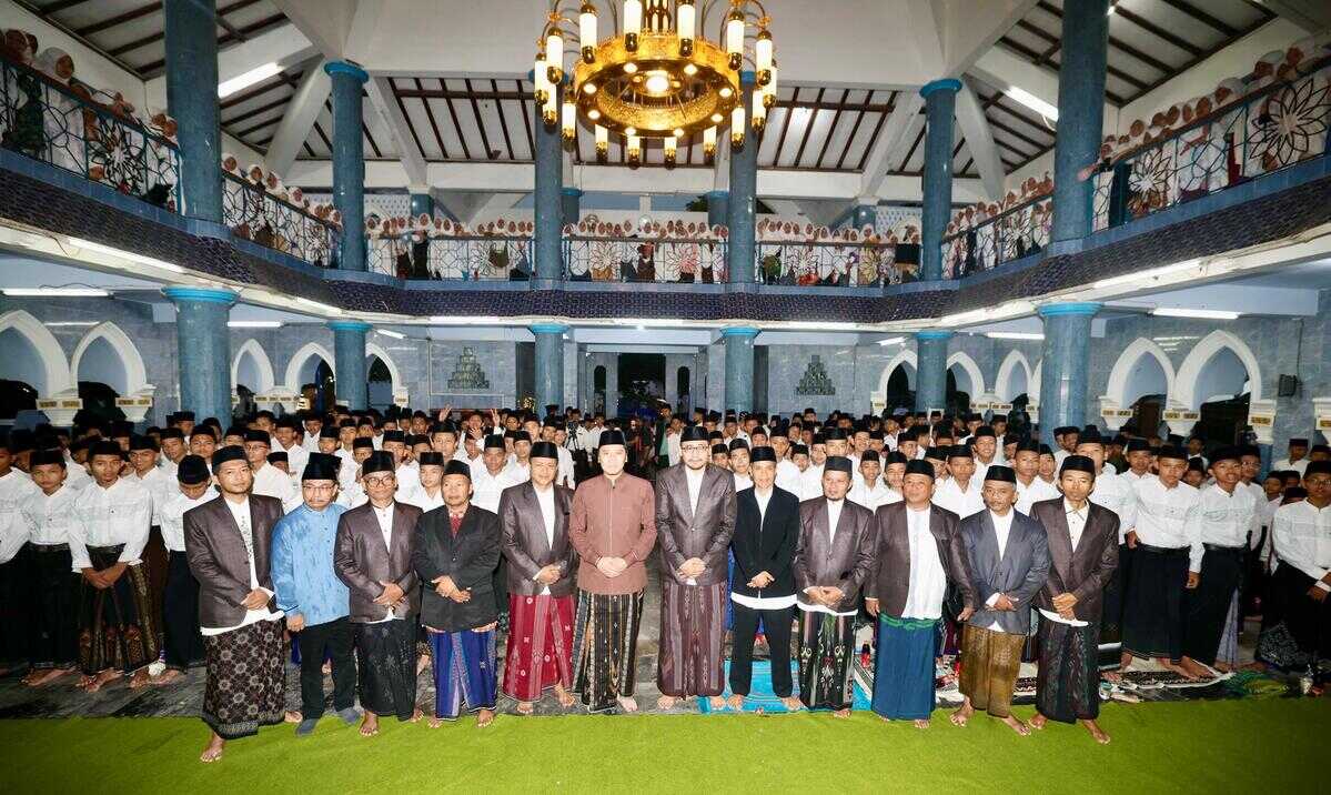 Ibas Encourages Economic Autonomy for Islamic Boarding Schools: Students Must Be Strong in Both Remembrance and Reasoning