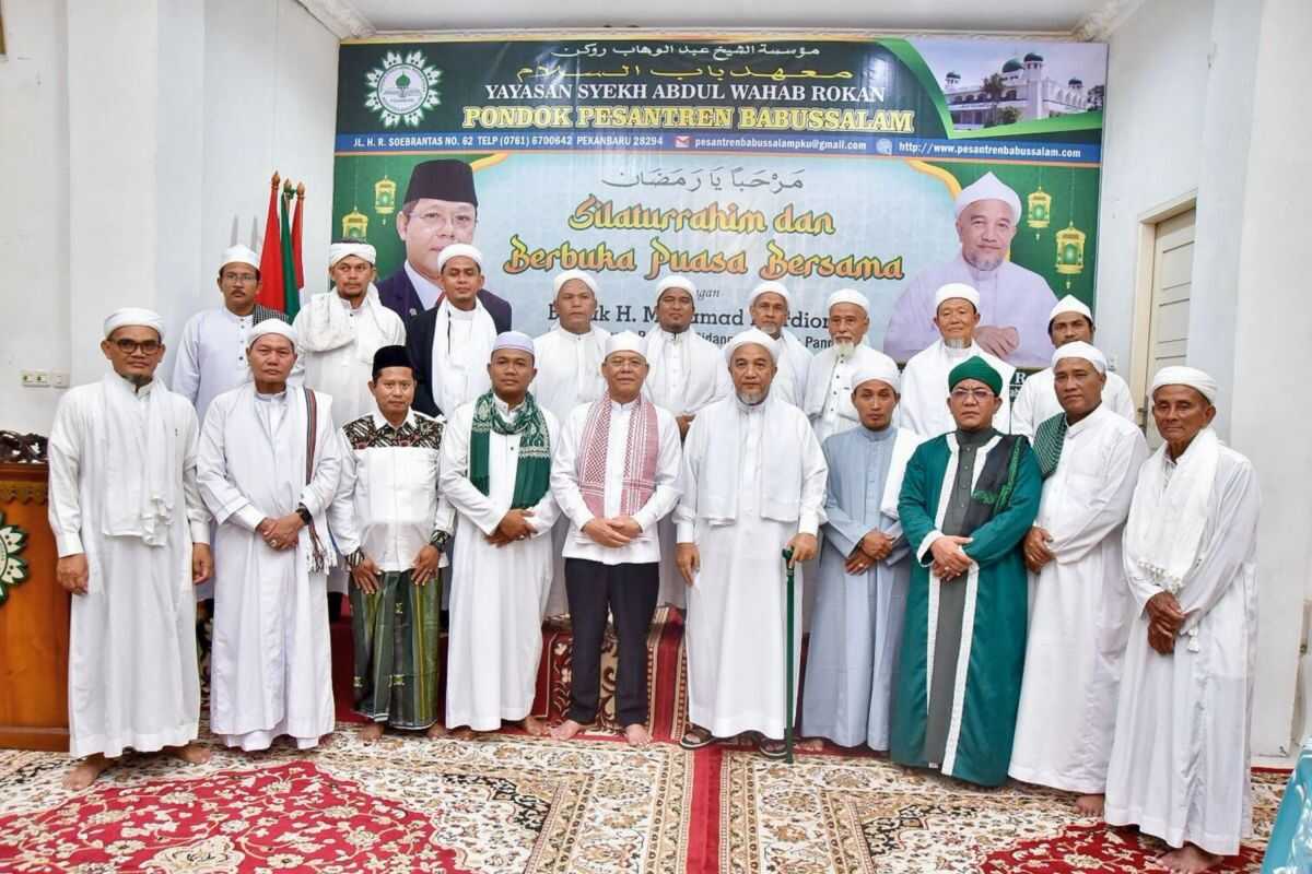 PPP Urges All Members to Return to Community Islamic Outreach