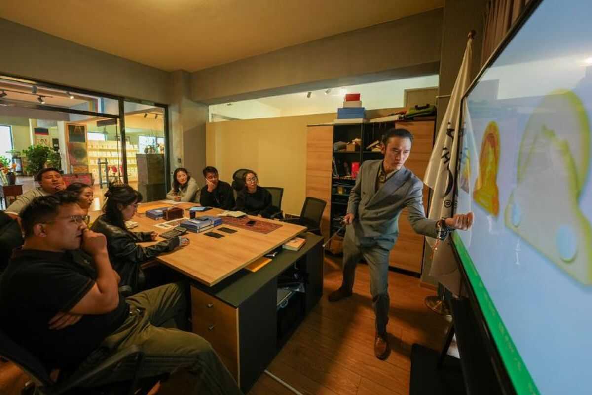 Young Entrepreneurs Need Policy Certainty Amid Global Pressures