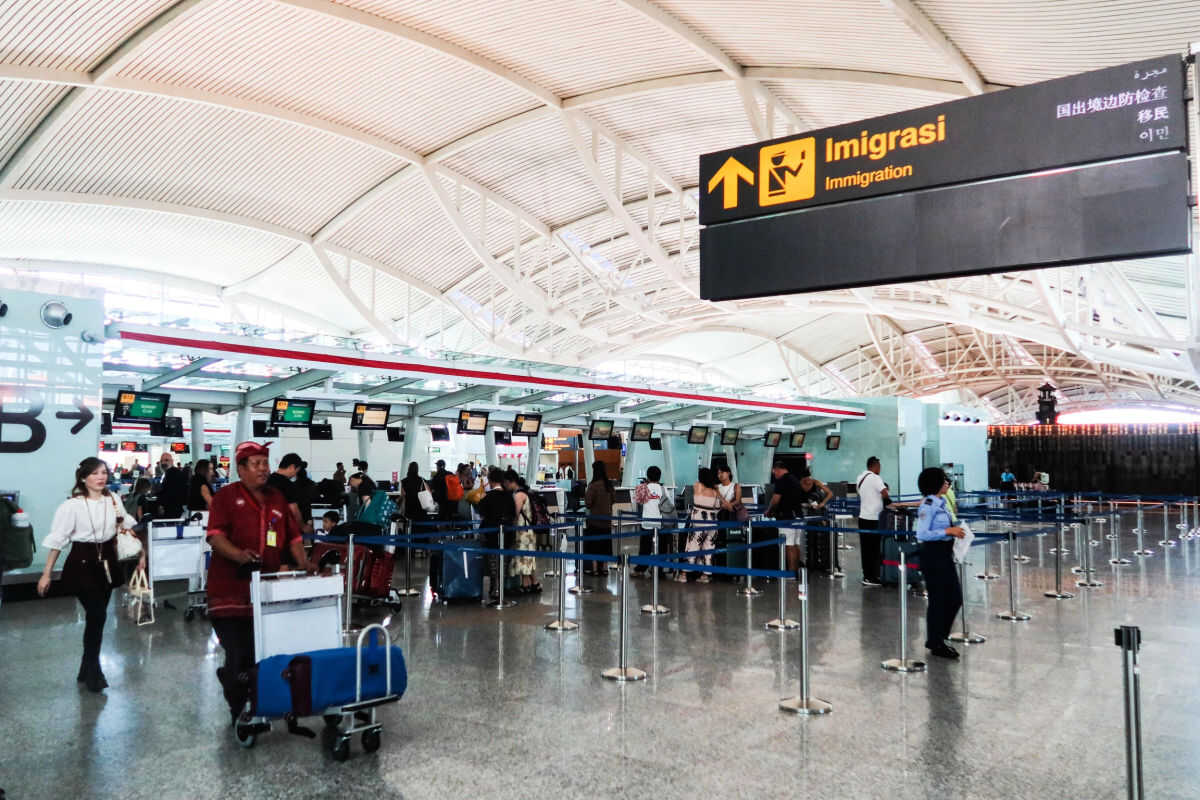 Bali, Kuala Lumpur and Singapore Could Receive Increased Flights as Middle East Airspace Closes