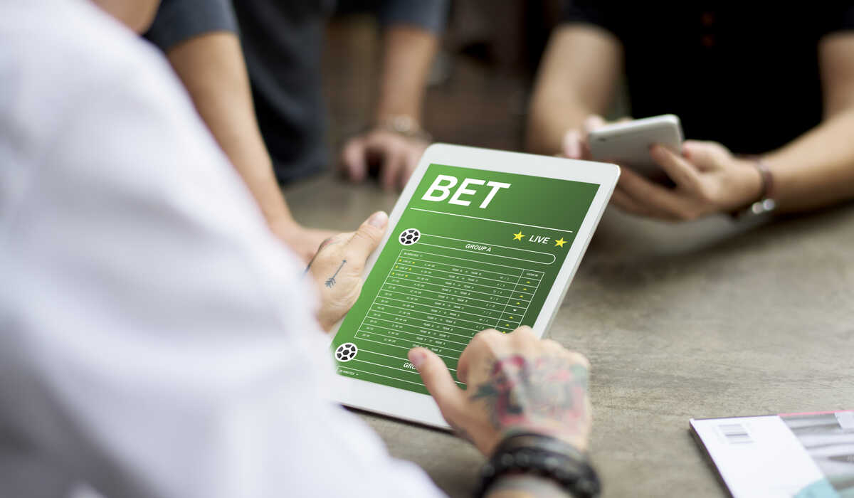 OJK Identifies 32,556 Accounts Suspected of Online Gambling, Banks Ordered to Close Accounts