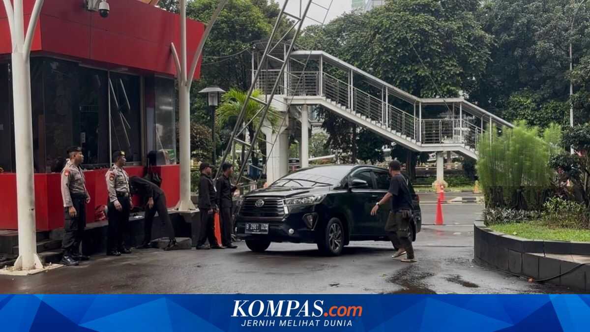 KPK Seizes Vehicles and Electronic Evidence Linked to Sting Operation Involving Pekalongan Regent Fadia Arafiq