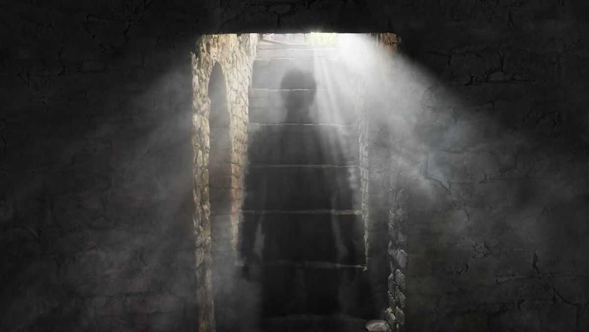 Father in Surabaya Molests His Own Daughter for Four Years Starting When She Was in Primary School