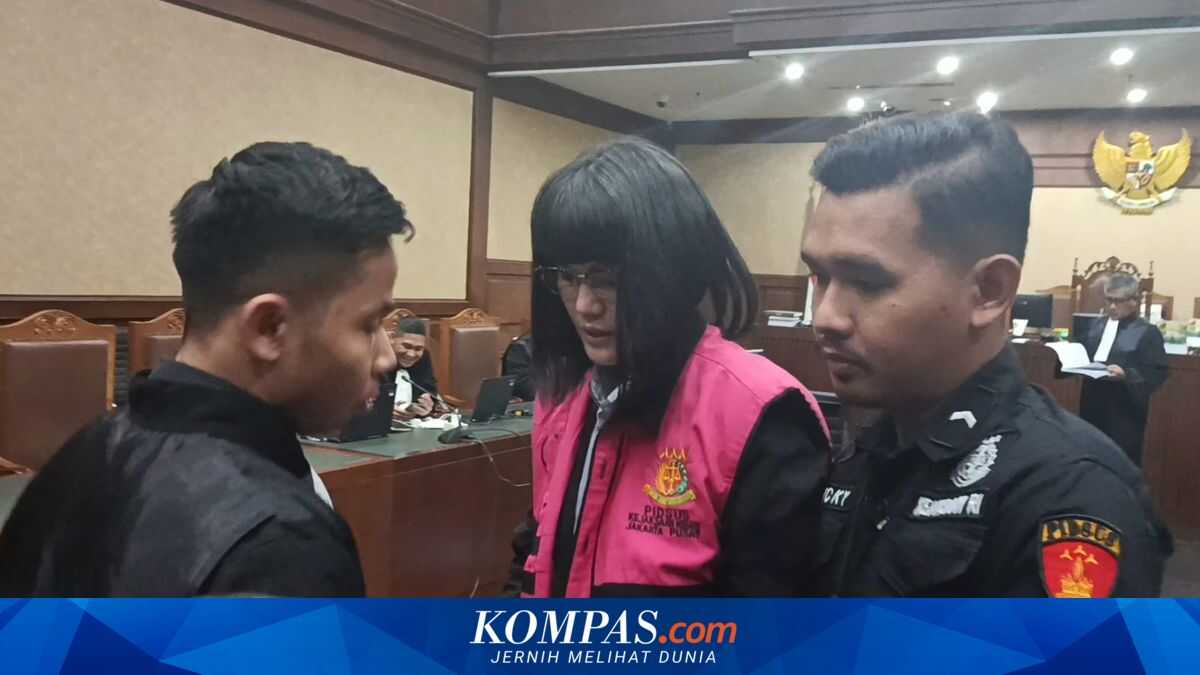 Judge says Marcella Santoso and Ary Bakri are case brokers, tainting the legal profession