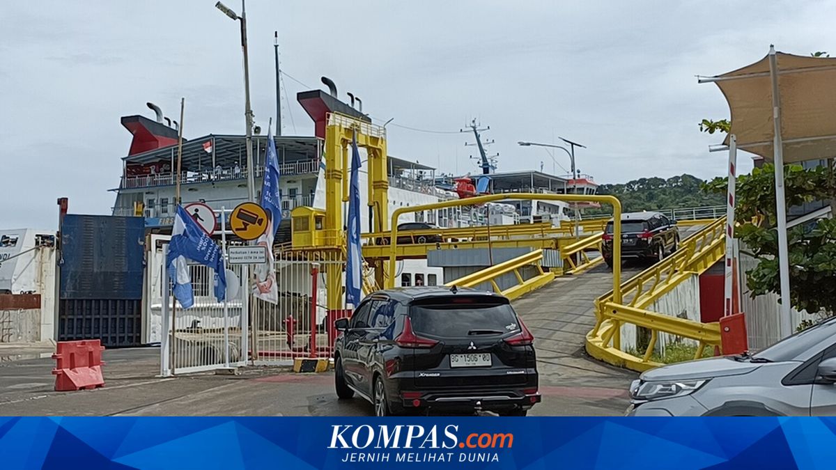 Delaying Traffic System at Ports Enforced During Lebaran Homecoming