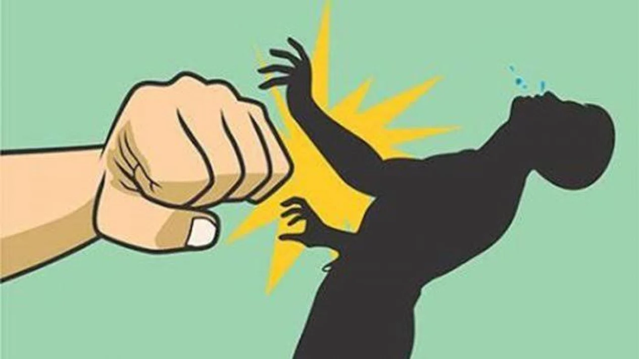 Private First Class A who assaulted an online taxi driver on Puspiptek Road briefly brandished a pistol, but it turned out to be a toy