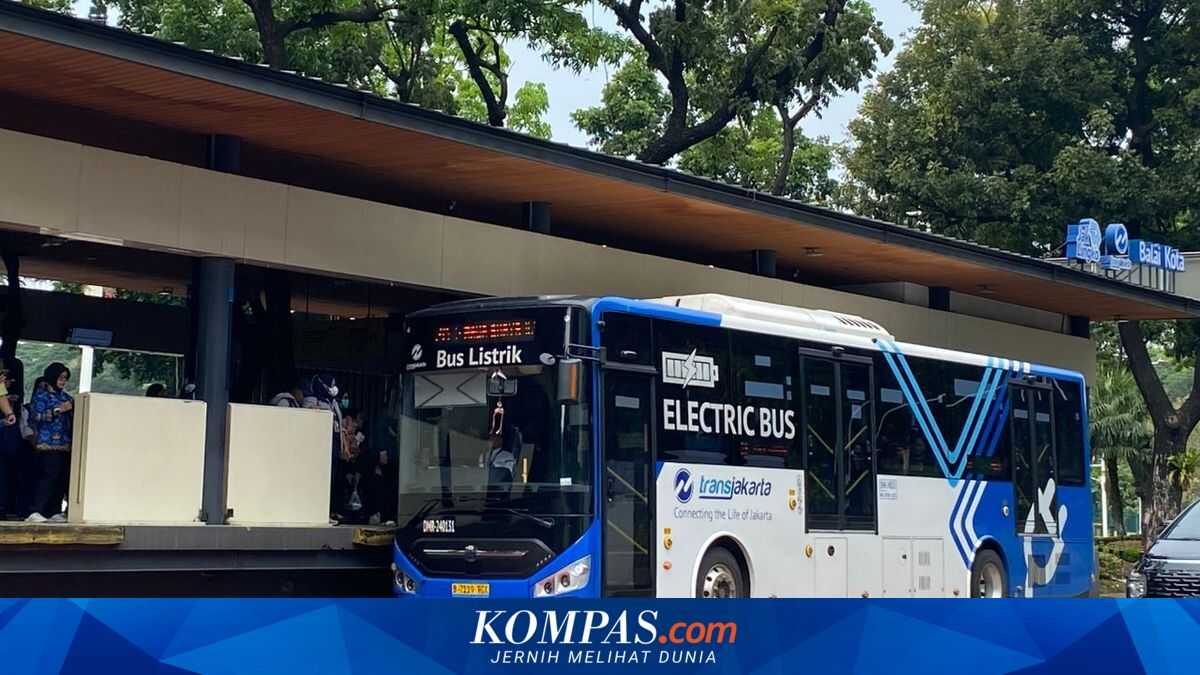 Transjakarta services on Eid al-Fitr to start at 10:00