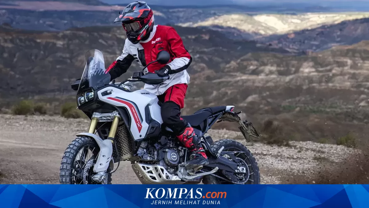 Ducati DesertX 2026: Off-Road Evolution with a 890 cc V2 Engine