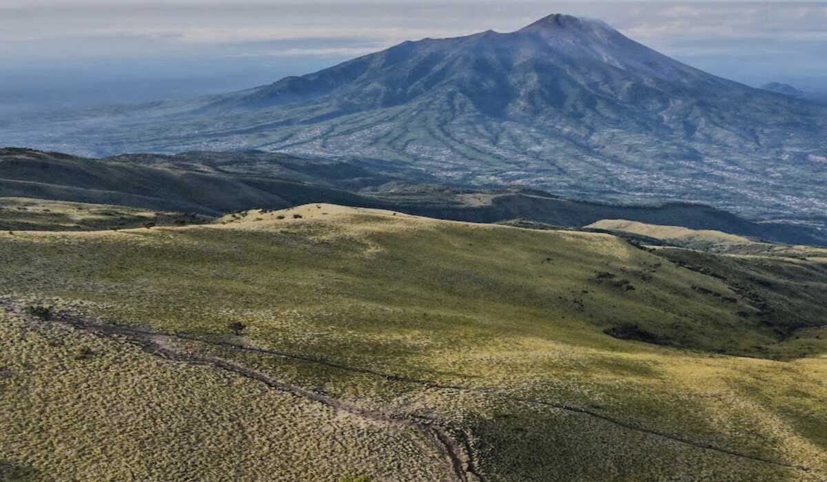Central Java Weather Today, 4 March 2026: Extreme Weather Potential in 31 Districts Due to Tropical Cyclone 90S