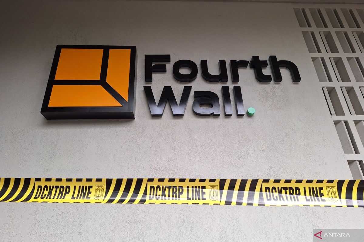 South Jakarta reminds padel owners to use soundproofing and provide parking