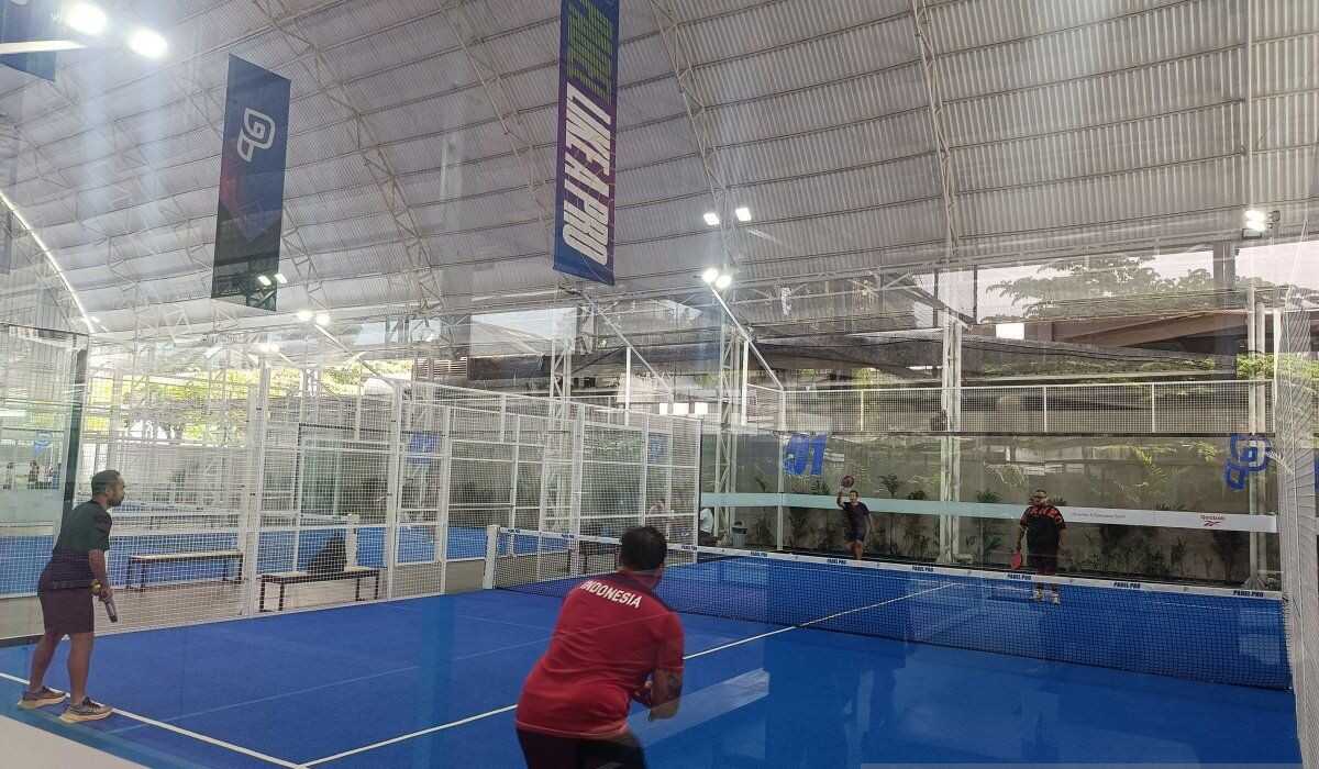 Pramono Rejects Negotiations to Open Padel Courts Beyond 8pm