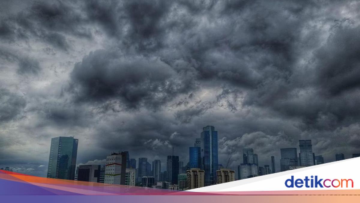 BMKG Confirms Extreme Weather Across Several Regions Unrelated to Lunar Eclipse