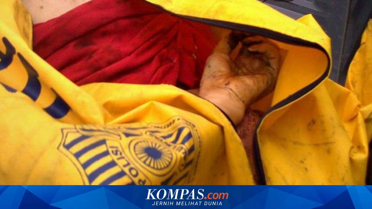 Male body in a junior high school uniform found floating in the Tambun River, Bekasi