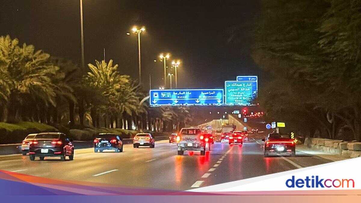 Saudi Arabia Intercepts Cruise Missiles and Drones Entering its Territory