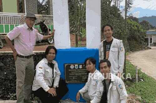 BEM Cyber University completes community service in the Gunung Malang Tourism Area, Lebak