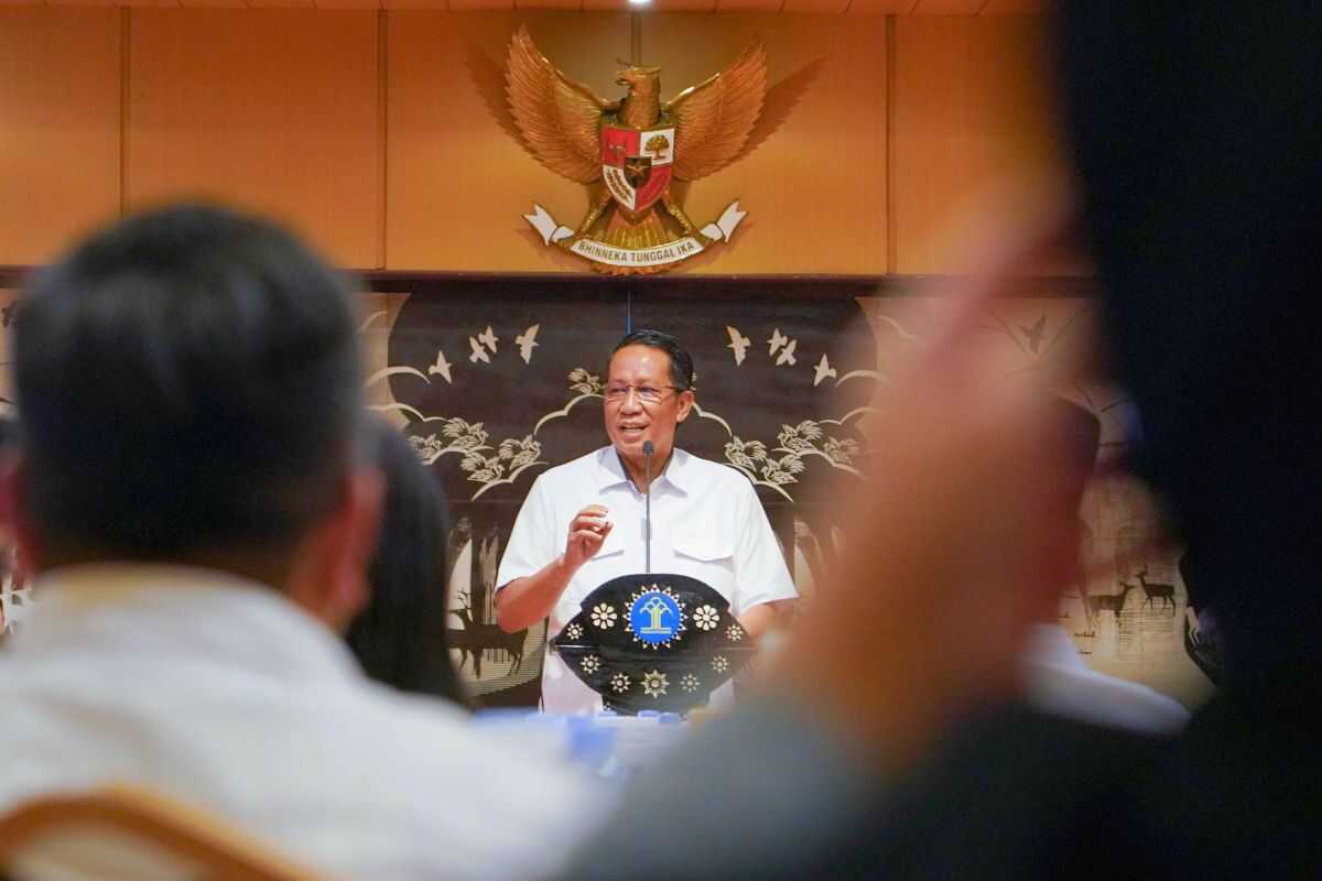 Law Minister stresses the press's strategic role in safeguarding democracy and overseeing government