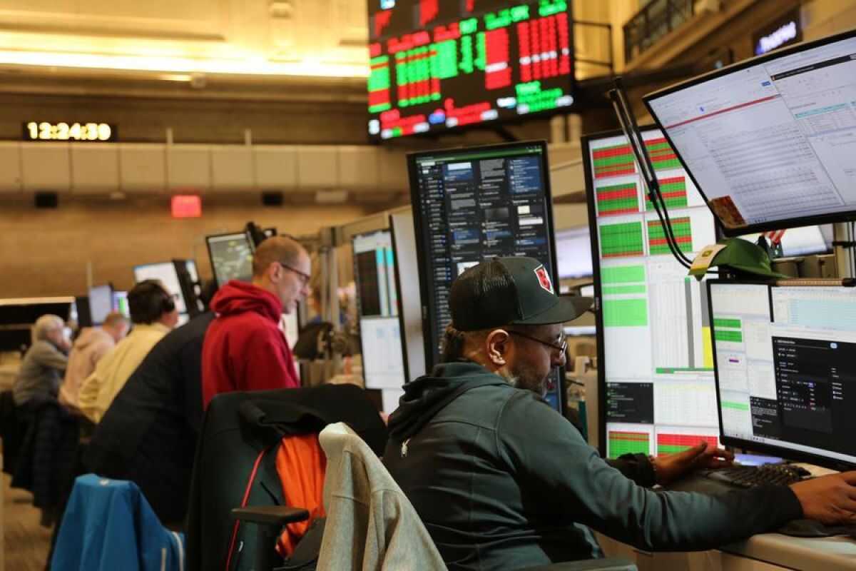 US stocks fall amid Wall Street concerns over Iran conflict