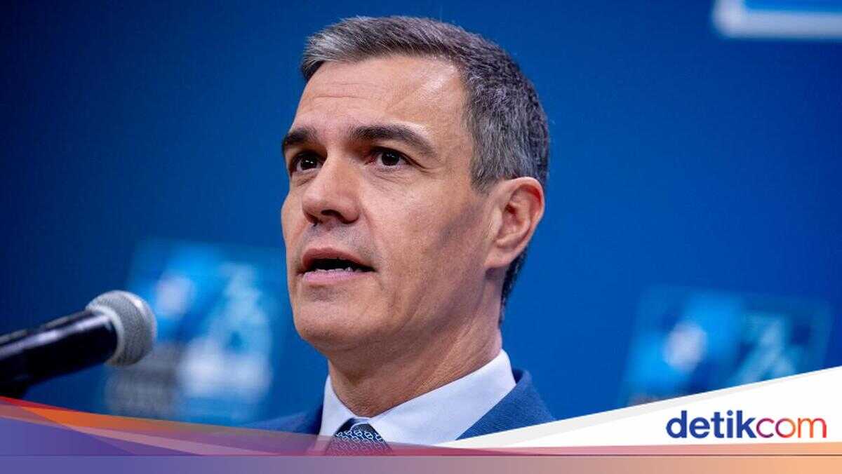 Reacting to Trump's Outrage, Spain's PM: No to War