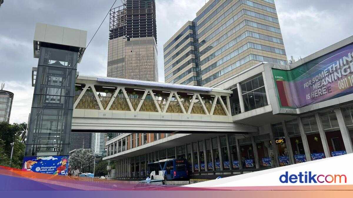 Kondisi JPO Sarinah Usai Direvitalisasi, Pelican Crossing Tetap Beroperasi