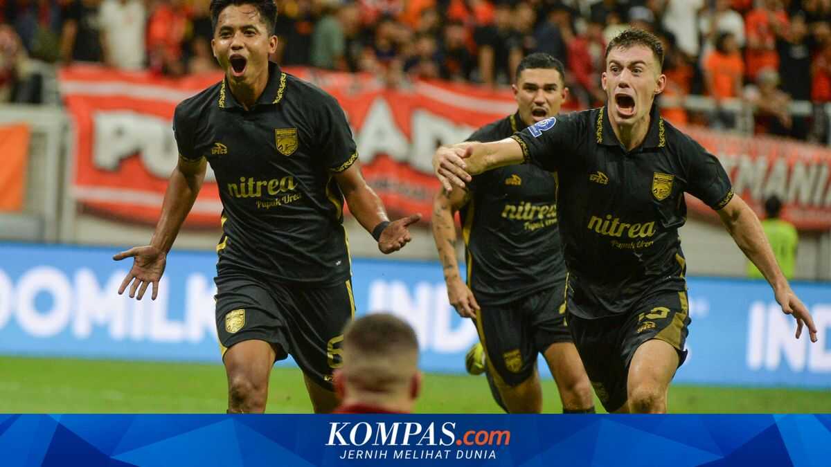 Fabio Lefundes Mesmerises the JIS Atmosphere and Delivers a Message to The Jakmania