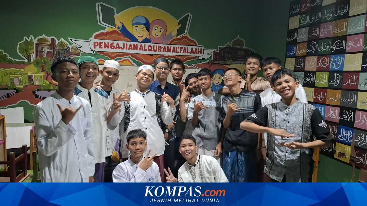 Amid the stigma of brawls, Manggarai Gen Z youths build a TPA and become active in the mosque
