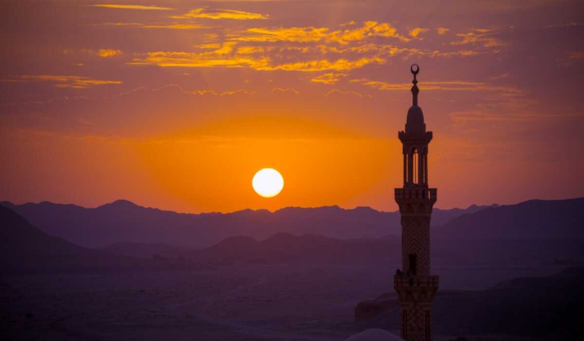 Surabaya Maghrib Timings Today, 4 March 2026 (14 Ramadan 1447 AH)