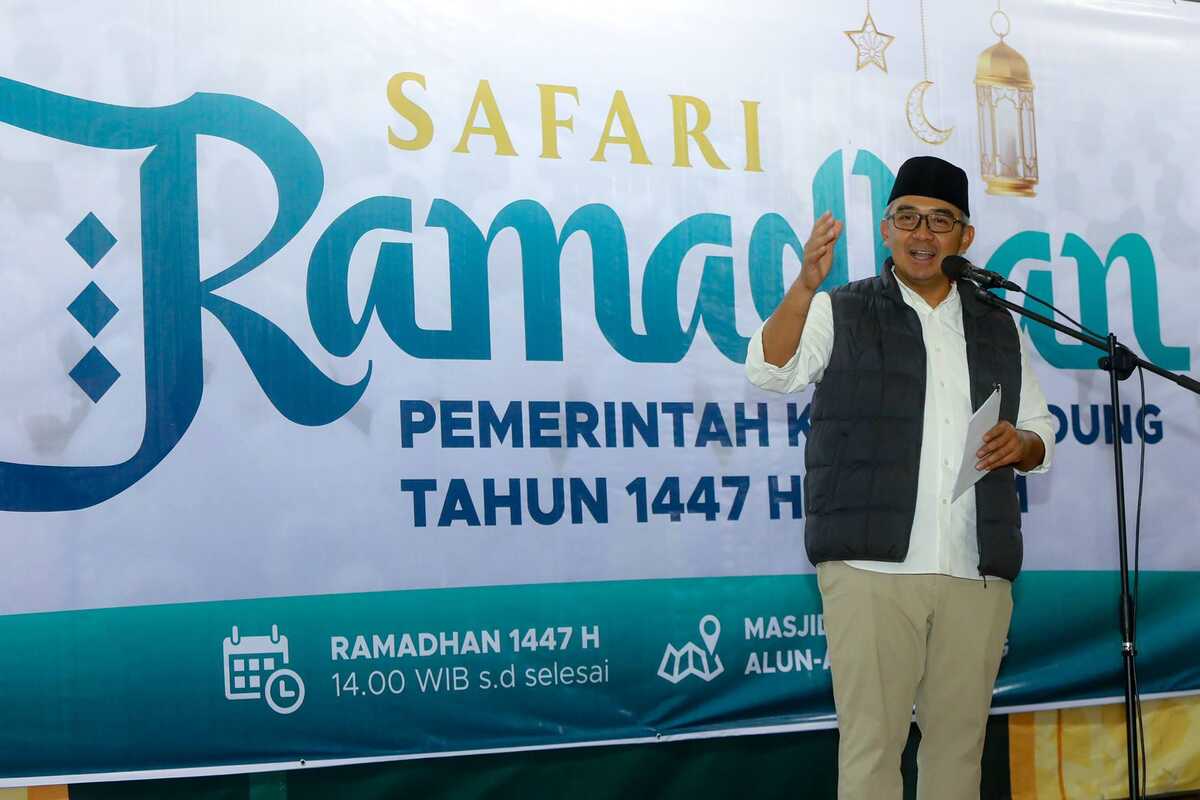 Leading Amid Dynamic Challenges, Farhan Chooses to Strengthen Basic Services in Bandung