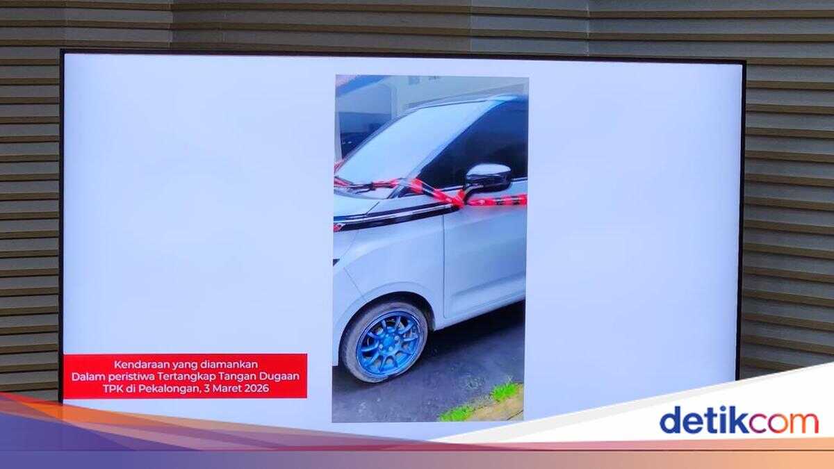 Pekalongan Regent Fadia Arafiq Named Suspect in KPK Sting Operation While Charging Electric Car