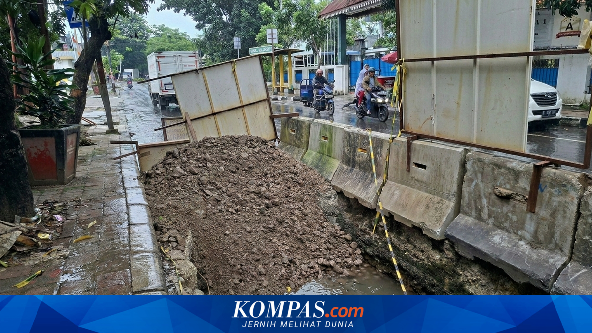 PAM's Water Pipe Excavation in Kalideres Delayed by Other Utilities, Completion Pushed to April 2026