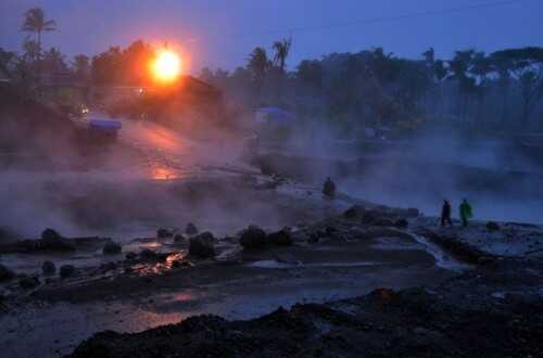 Four Magelang miners missing after being swept away by Mount Merapi’s cold lava floods
