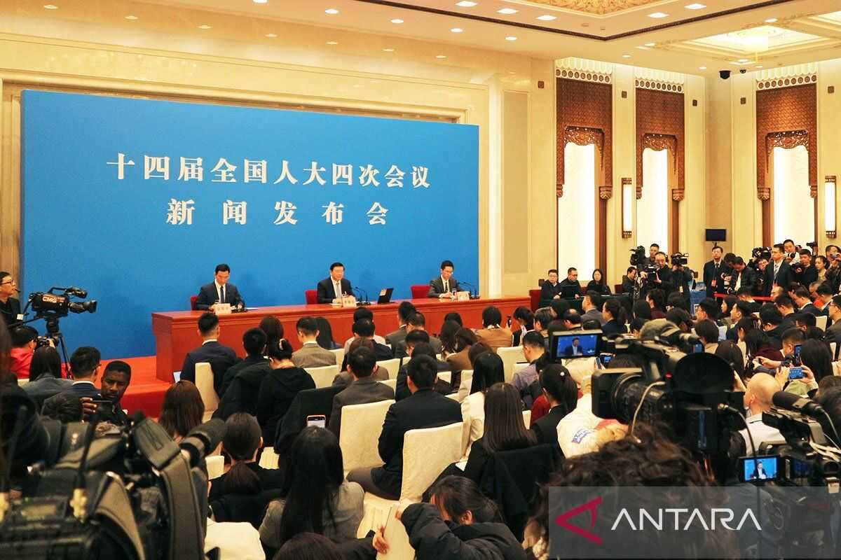 China's Two Sessions to discuss ways to boost domestic consumption