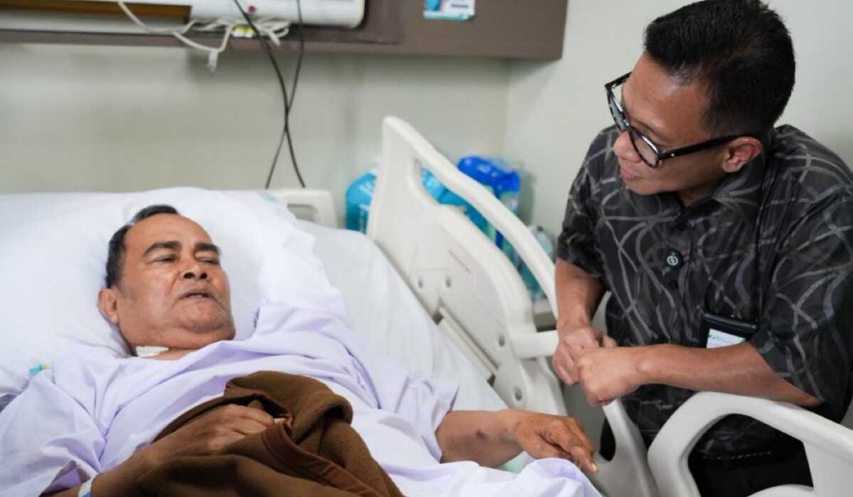 BPJS Ketenagakerjaan President Director Makes Personal Visit to Patients to Ensure Optimal Service and State Presence