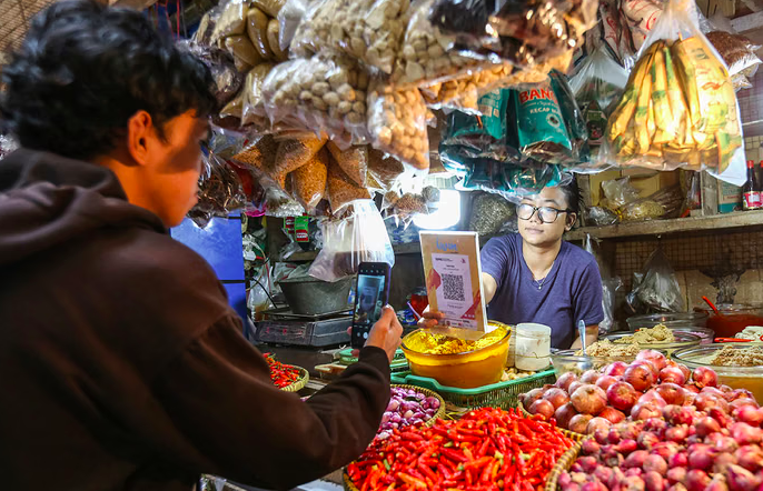Presidential Palace Monitors Food Prices and Stock Ahead of Eid al-Fitr