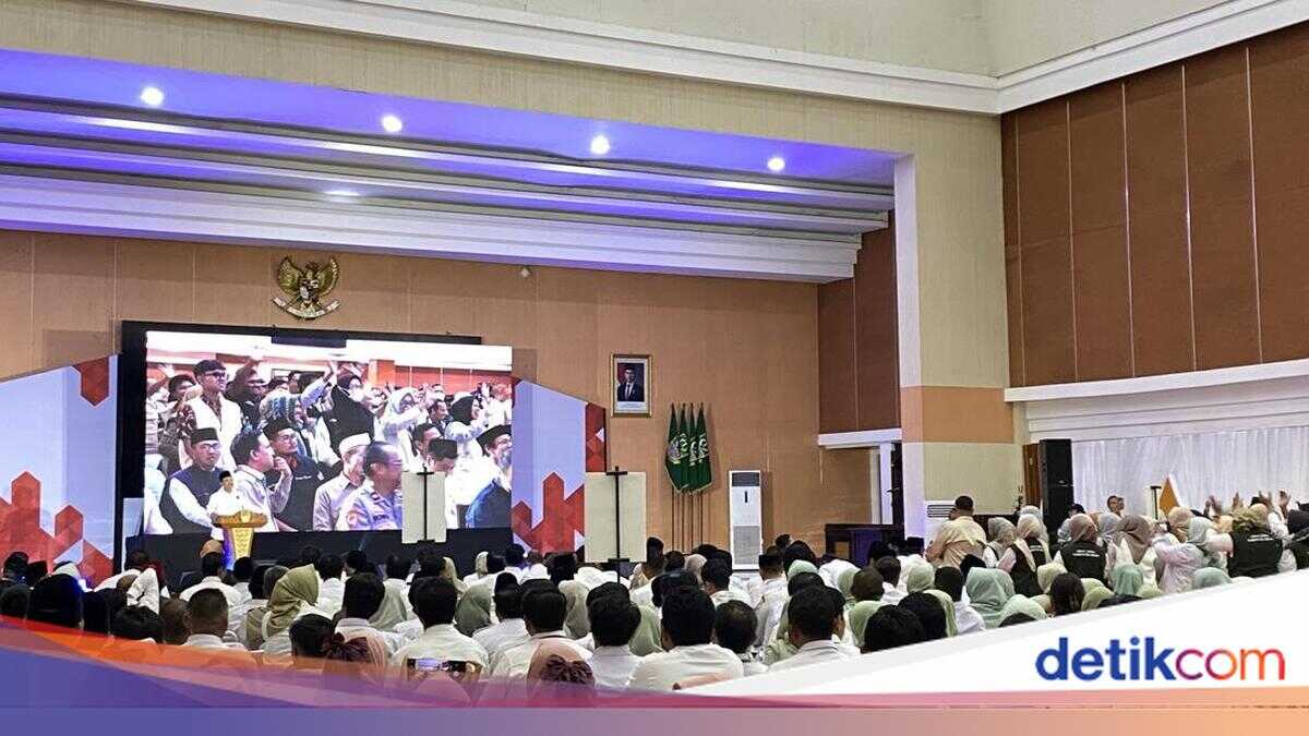 Promoting Targeted Social Assistance as Kemensos and Bekasi Regency Socialise DTSEN