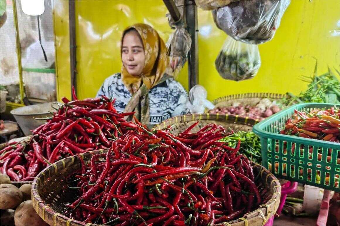 Supply constraints keep prices of staple foods such as rice and beef high