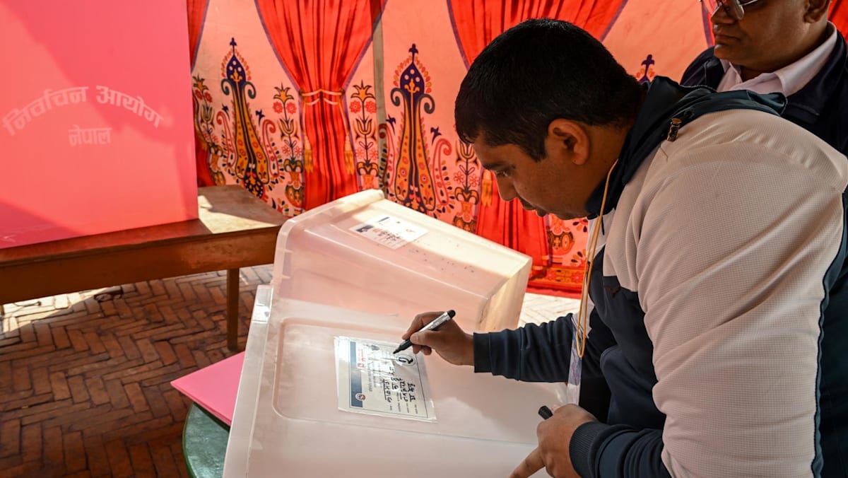Nepal votes in key post-uprising polls