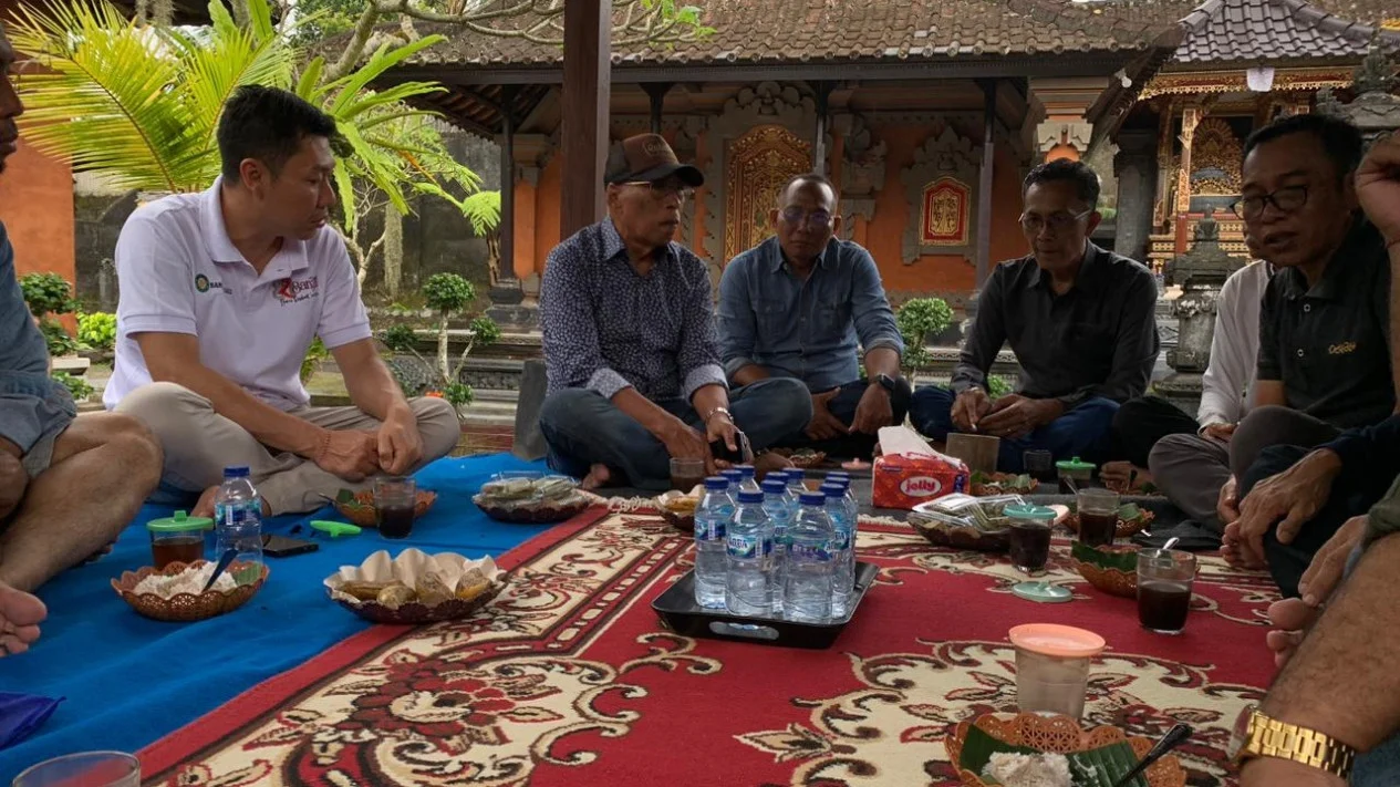 PDIP Legislator Educates Bali Village Heads on Law to Prevent Them from Becoming Involved in Legal Cases