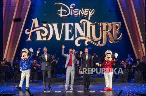 Robert Downey Jr Inaugurates Disney Adventure Cruise Ship in Singapore