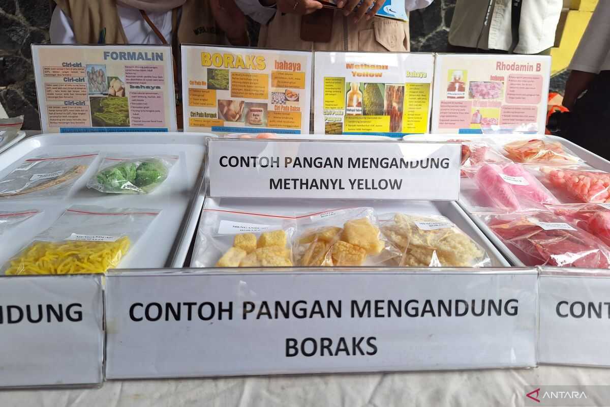 South Jakarta finds takjil samples containing formalin and borax during Ramadan