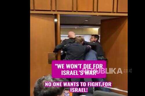 Dragged out of Congressional Hearing, US Marine Veteran Shouts 'No One Wants to Go to War for Israel'