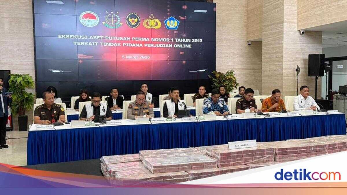 Bareskrim Hands Over Rp58.1 Billion in Proceeds from Online Gambling Case for Execution by Prosecutors
