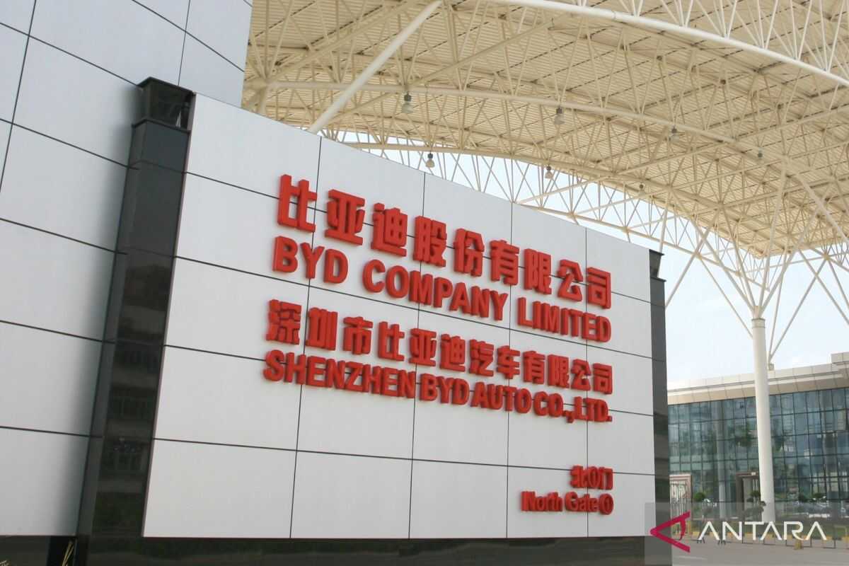 BYD submits application to export EVs to Canada under new 6.1% tariff